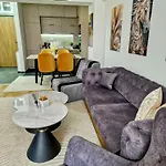 Srna Lux East Gate With Selfs Check In & Free Parking * Szkopje