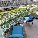 Srna Lux East Gate With Selfs Check In & Free Parking Apartman Szkopje