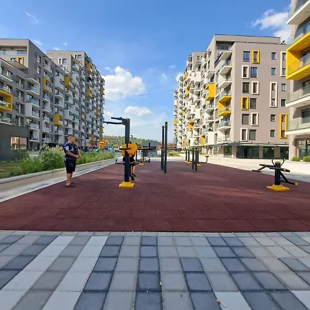 Apartment East Gate Srna Lux With Rent A Car Skopje