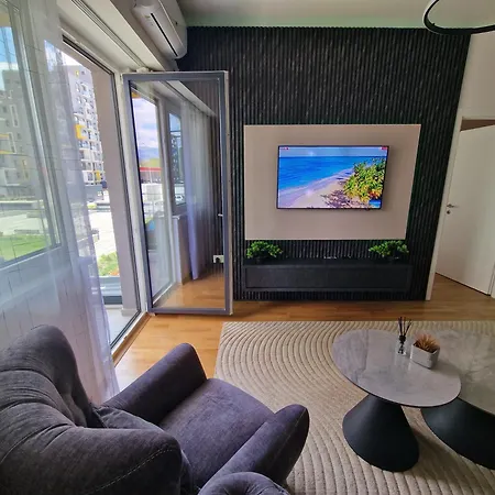 Apartment East Gate Srna Lux With Rent A Car Skopje