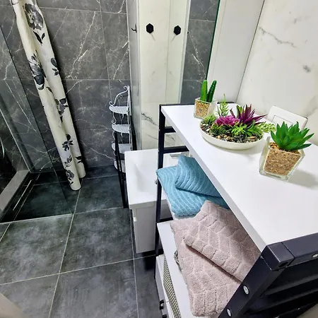 Srna Lux East Gate-skopje Apartamento