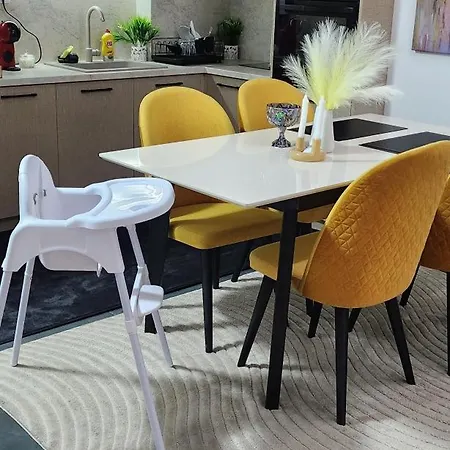 East Gate Srna Lux With Rent A Car Skopje