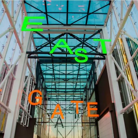 Complex Srna Lux East Gate