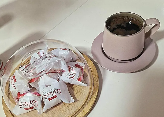 Апартаменти East Gate Srna Lux With Rent A Car