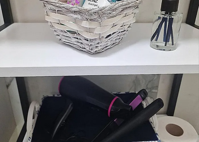 East Gate Srna Lux With Rent A Car Апартаменти Скоп'є