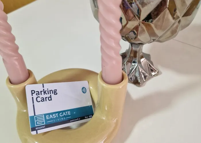 East Gate Srna Lux With Rent A Car Скоп'є