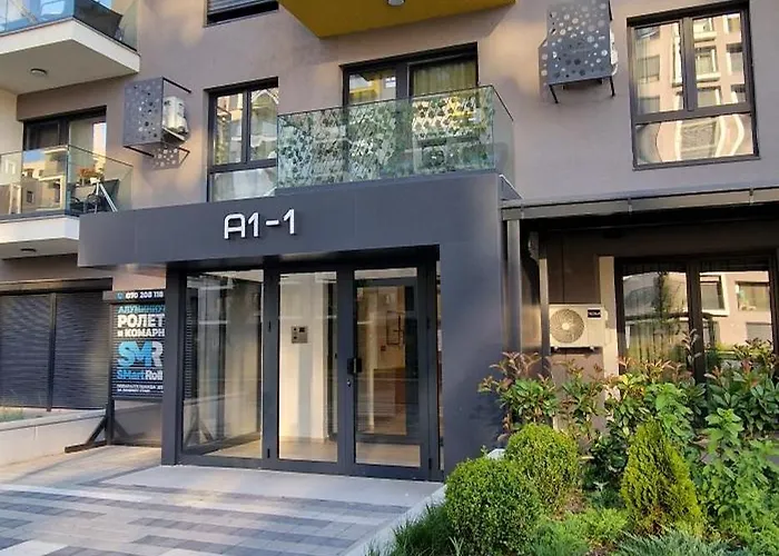 East Gate Srna Lux With Rent A Car Апартаменти